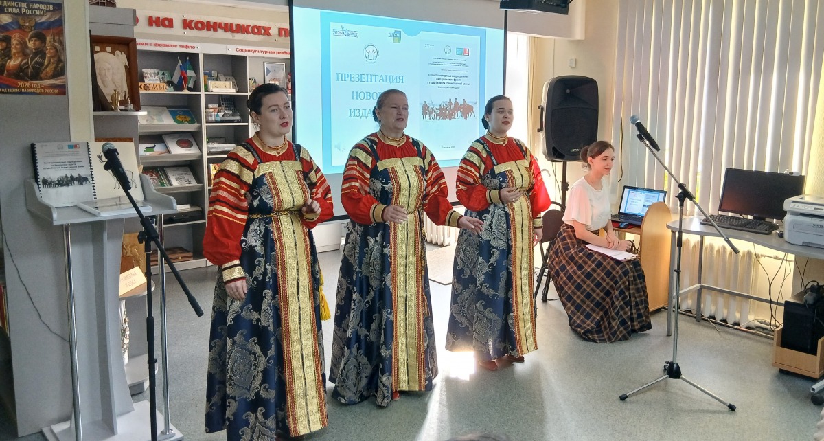 Зарни туис.jpg Зарни туис.jpg